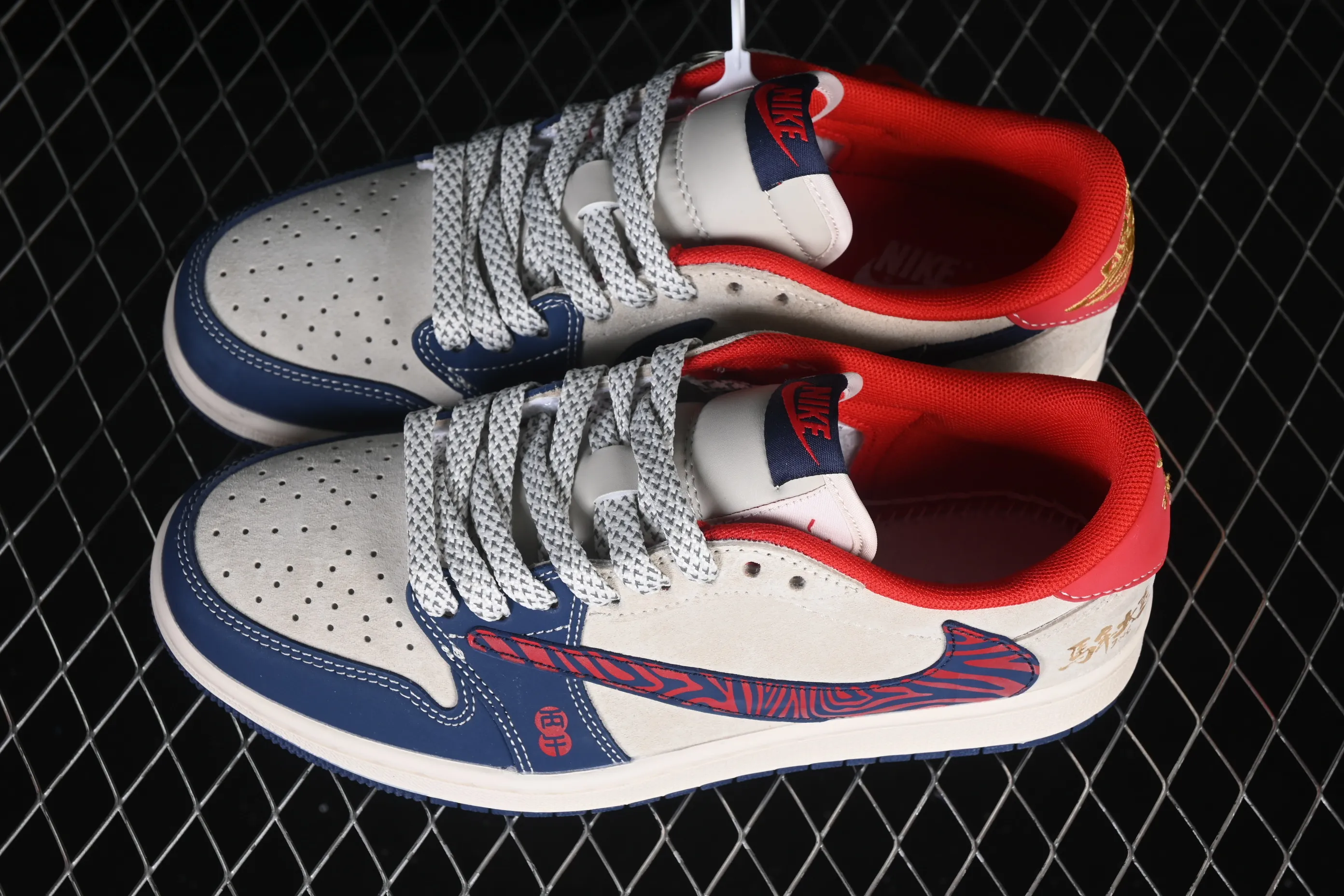 All categories Air Jordan Jordan series basketball shoes Air Jordan 1 Low High-end customized low-top sneakers Air Jordan 1 Low AJ1 Joe 1 Year of the Horse limited edition Good luck in the Year of the Horse High-end customized low-top retro basketball shoes JJ2508-102
